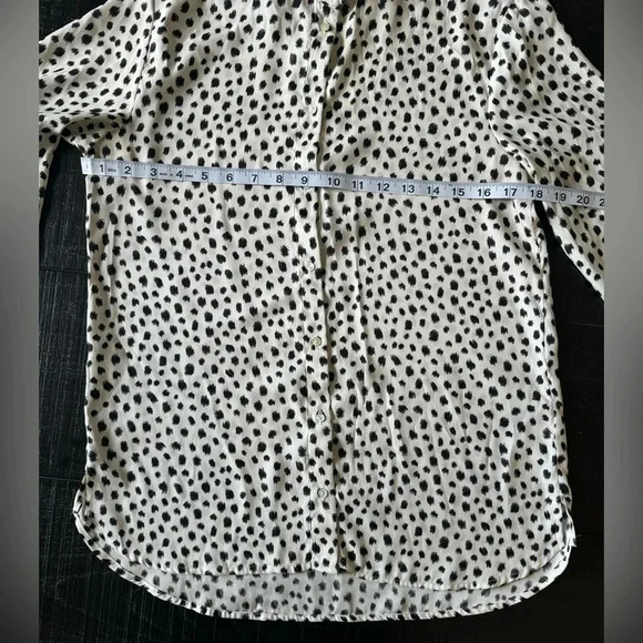 H&M Blouse Top White Brush Style Polka Dot Women's size 6 - Picture 3 of 5